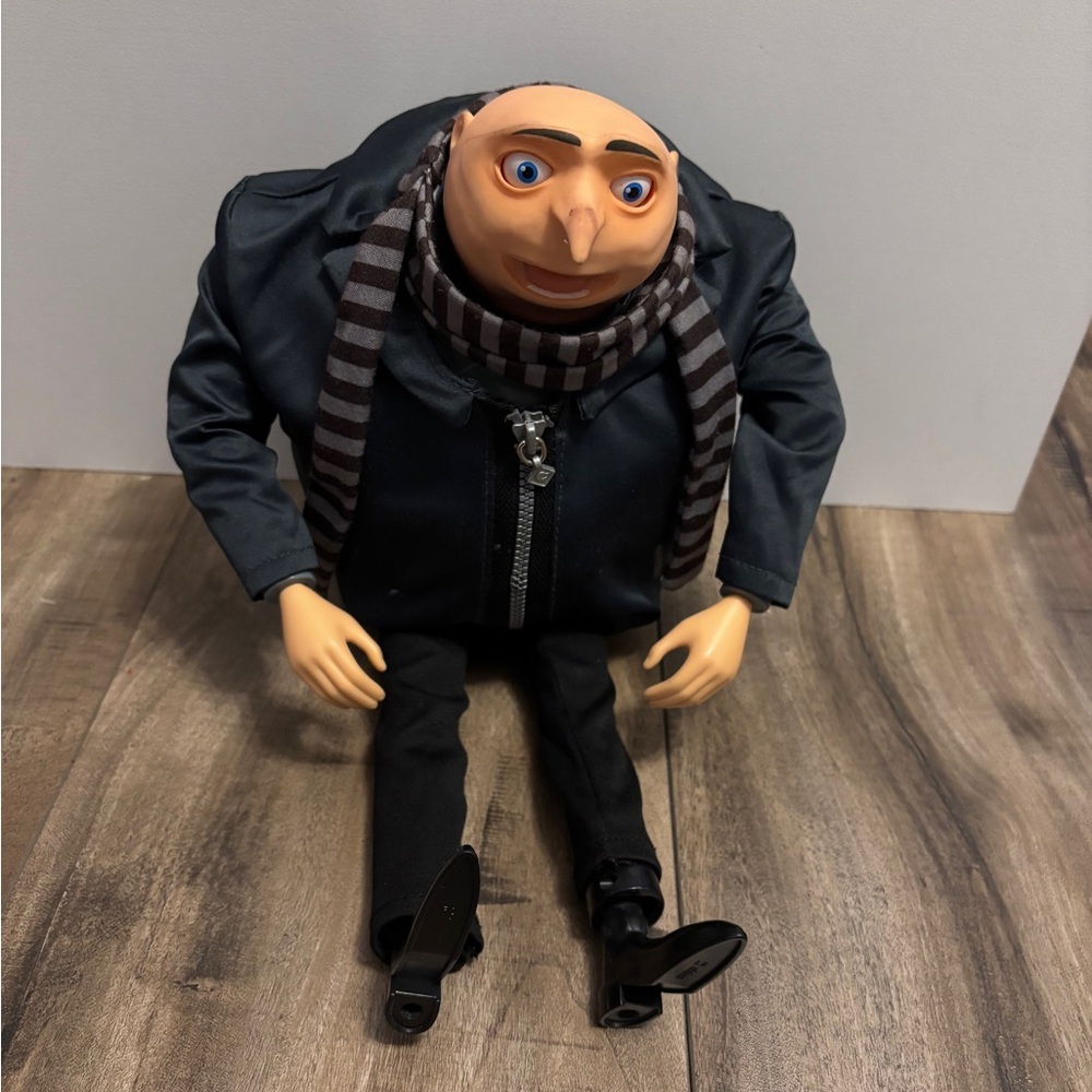 Despicable Me 2 Talking Animated Gru Thinkway Toy R Us 15” WORKS READ